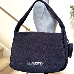New Steve Madden Black BStanley Hobo Embossed Quilted bag. Roomy interior.